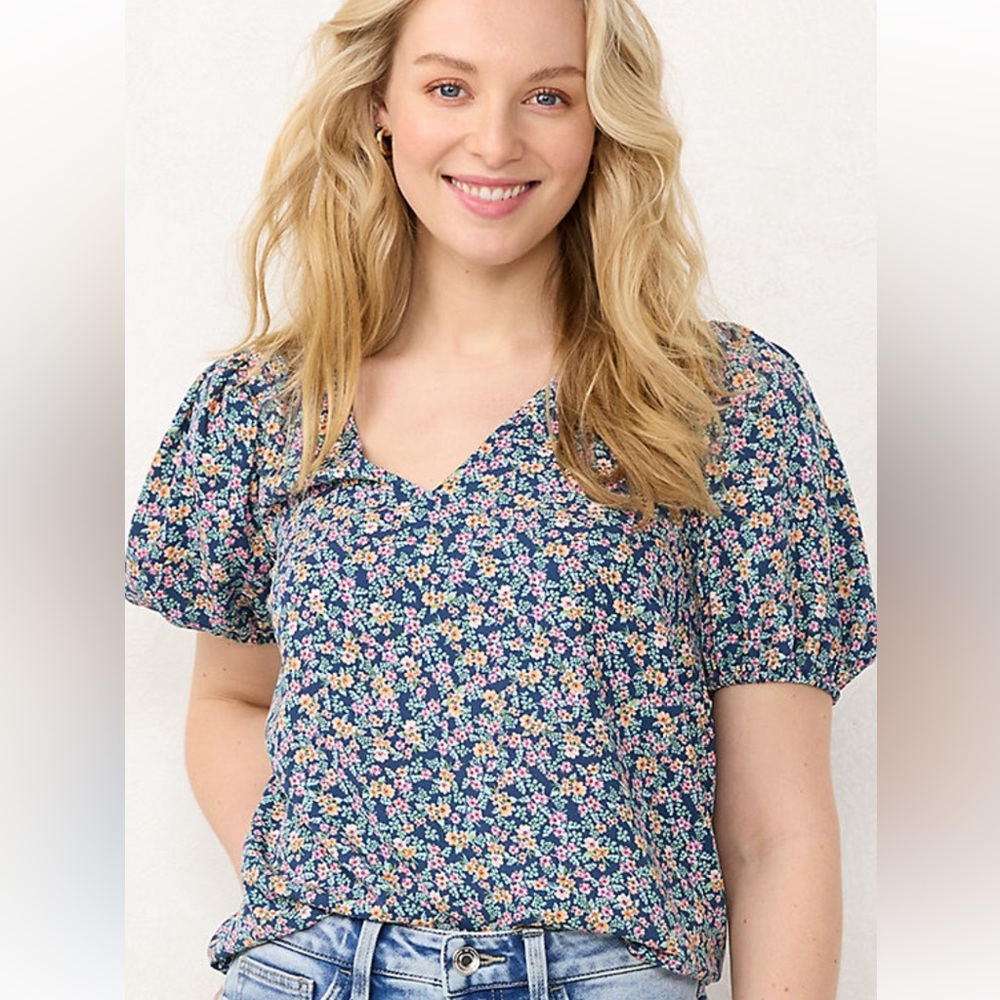 LC Lauren Conrad Puff Sleeve Top